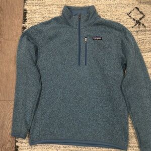 Patagonia quarter zip. Like new